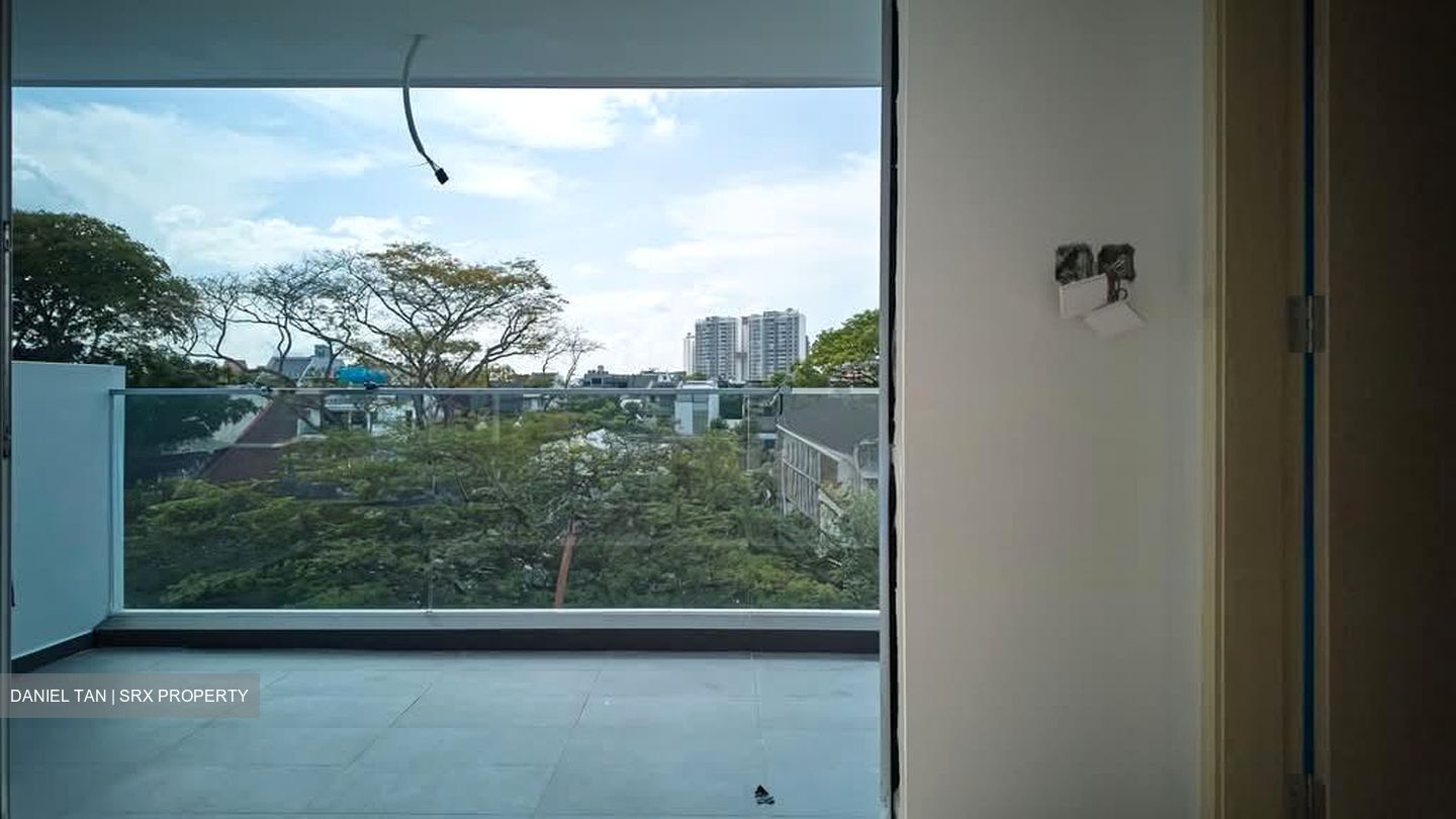 Sembawang Hills Estate (D20), Terrace #574139471